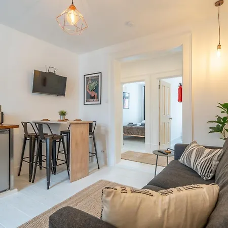 Tsarevets 2br Apt.+studio|n7even|free Str. Parking Апартамент Велико Търново